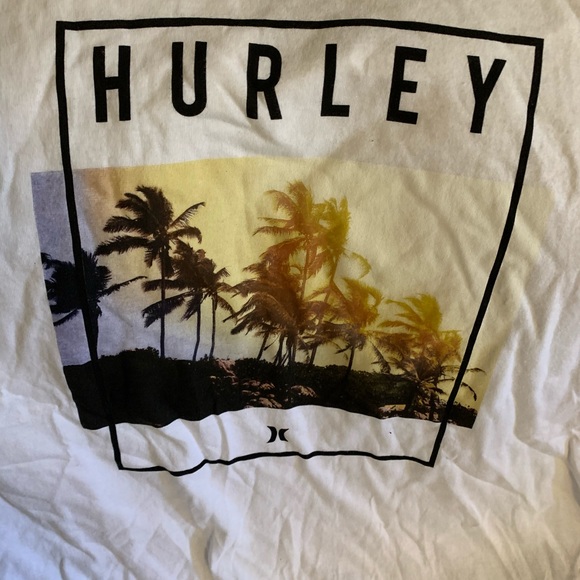 Men’s Hurley T Shirt - Picture 2 of 3